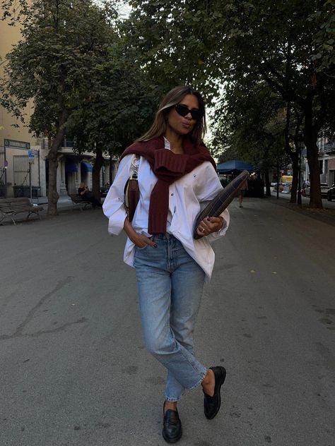 Autumn Shirt Outfit, Chica Chola, Oversized Shirt Outfit, Dinner Outfit Casual, Oversized White Shirt, Latina Outfits, White Shirt Outfits, Stile Hijab, Business Professional Outfits