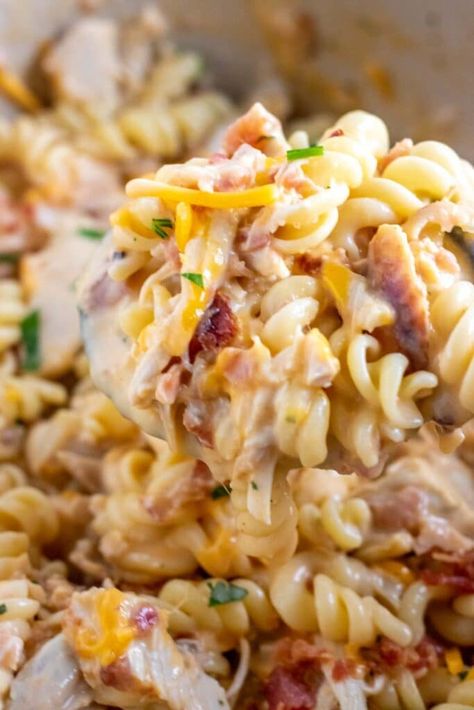 Chicken Bacon Ranch Noodle Casserole, Chicken Bacon Alfredo One Pot Pasta, Chicken Bacon Peas Pasta, Chicken Bacon Ranch Elbow Pasta, Chicken Bacon Ranch Freezer Meal, Popcorn Chicken Pasta Salad, Cheddar Bacon Ranch Chicken Pasta, Oven Cooked Pasta Dishes, Chicken Bacon Ranch Pasta Skillet