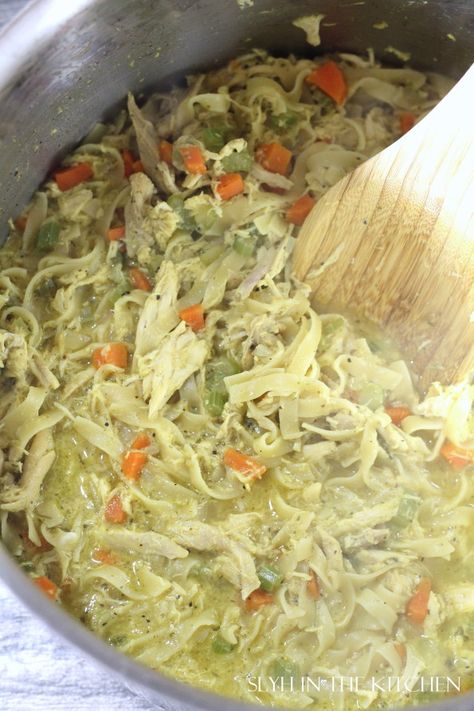 Rotisserie Chicken And Noodles Easy, Rotisserie Chicken And Noodles, Crockpot Rotisserie Chicken, Easy Chicken And Noodles, Rotisserie Chicken Recipes Leftover, Chicken And Egg Noodles, Recipes Using Rotisserie Chicken, Crockpot Chicken And Noodles, Chicken And Noodles