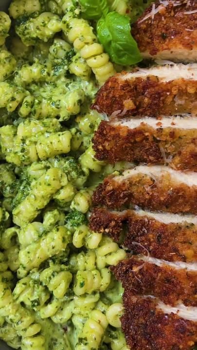 Crispy Parmesan Chicken, Healthy High Protein Meals, Easy Healthy Meal Prep, Parmesan Chicken, Healthy Food Motivation, Health Dinner Recipes, Food Videos Cooking, High Protein Recipes, Healthy Meal Prep