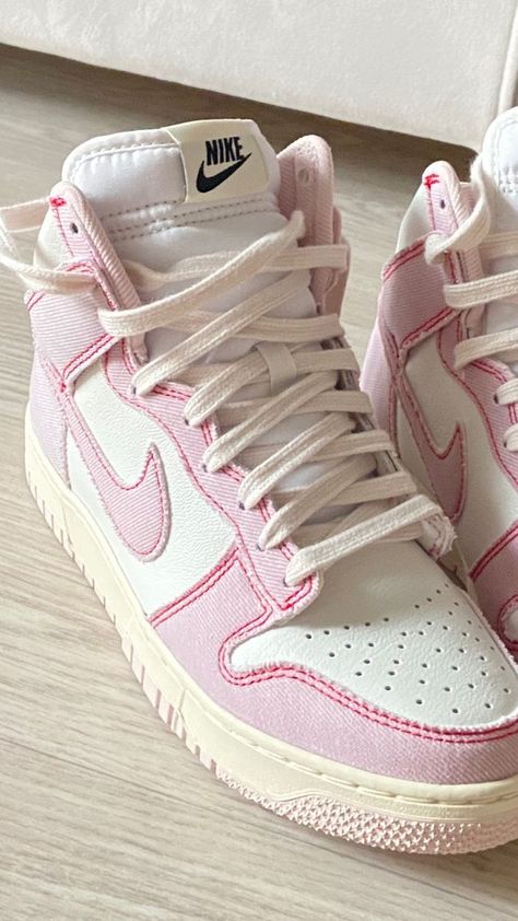 Cute Shoes Sneakers Pink, Pink Shoes Aesthetic, Indian Images, Pink Nike Shoes, Pretty Sneakers, Inspiration Tattoos, Preppy Shoes, Pretty Shoes Sneakers, All Nike Shoes