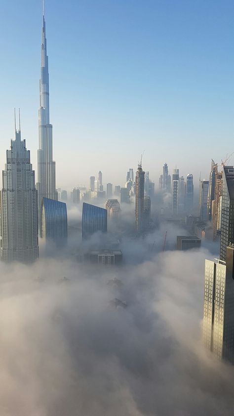 Fog dubai downtown 2016 Dubai Tower, Dubai Downtown, Dubai Skyscraper, Dubai Real Estate, Travel Locations, Instagram And Snapchat, City Aesthetic, New York Skyline, Skyscraper