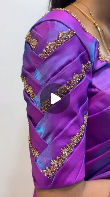 Azalea by Ramya on Instagram: "#designer #different #simple #sleeve" Simple Saree Work Design, Unique Neck Designs For Blouse, Blouse New Models, New Fashion Saree Blouse Designs, Simple Blouse Designs For Saree Back, Blaous Design Hand, Blouse Sleeve Hand Work Design, Flare Hands Blouse, Blouse Designer Latest