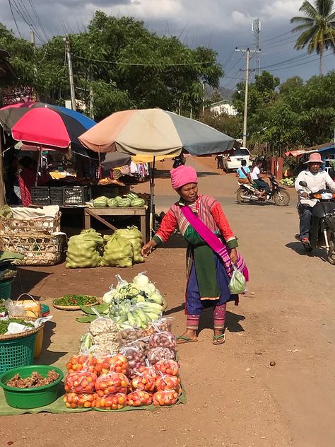 Lisu people in Putao - Wikiwand East Timor People, Sichuan Province, Putao, Mandalay, Myanmar, Good Old, Cover Photos, Thailand, China