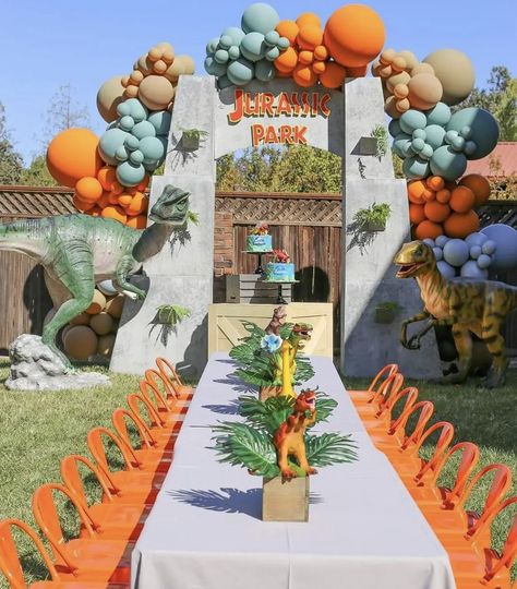 Jurassic Themed Birthday Party, Theme Park Birthday Party, Dinosaur Birthday Party Outside, Dinosaur Party Theme Ideas, Dinosaur Park Party, Three Rex Birthday Party Backdrop, Dinosaur Outdoor Birthday Party, Dinosaur 4 Birthday Party, 5 Year Dinosaur Birthday