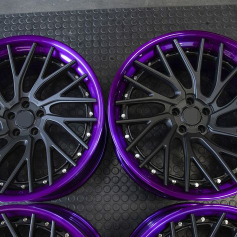 custom midnight purple rims for sale, this multi-spoke rims is 2-piece, our size 18 19 20 21 22 23 24 inch. custom midnight purple wheels in China rim manufacturer. custom wheels midnight purple barrles and black hub caps. Purple Car Decorations, Black And Purple Car Interior, Black Jeep With Purple Accents, Car Rims Ideas Diy, Purple Car Decor, Black And Purple Car, Car Customization Ideas, Midnight Purple Car, Purple Car Interior