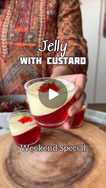 Jelly And Custard Cups, Strawberry Jelly Dessert Recipes, Custard Jelly Dessert, Jelly Custard Desserts, Jelly And Custard Desserts, Jelly Dessert Ideas, Jelly Recipes Desserts, Jelly Custard, Custard Powder Recipes