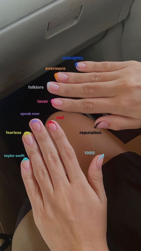 Colorful Short Nails, Taylor Swift Nails, Concert Nails, Taylor Swift Birthday Party Ideas, Trending T Shirts, Trend T Shirt, Cute Simple Nails, Simple Gel Nails, Estilo Taylor Swift