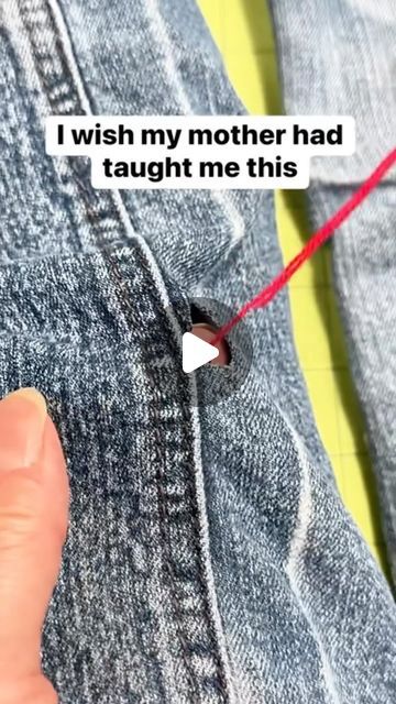 Jeans Stitch, Stitch Jeans, Invisible Stitch, Sewing Pants, August 8, Sewing Tips, Arts And Crafts Projects, Diy Arts And Crafts, Fashion Sewing