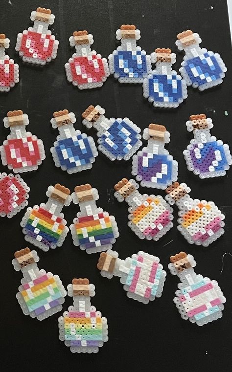 Artkal Beads Ideas, Perler Bead Uses, Wine Perler Beads, Perler Potion Bottle, Perler Beads Potion, Cool Things To Make With Perler Beads, Perler Bead Cottagecore, Beads Perler Ideas, Stuff To Make With Perler Beads