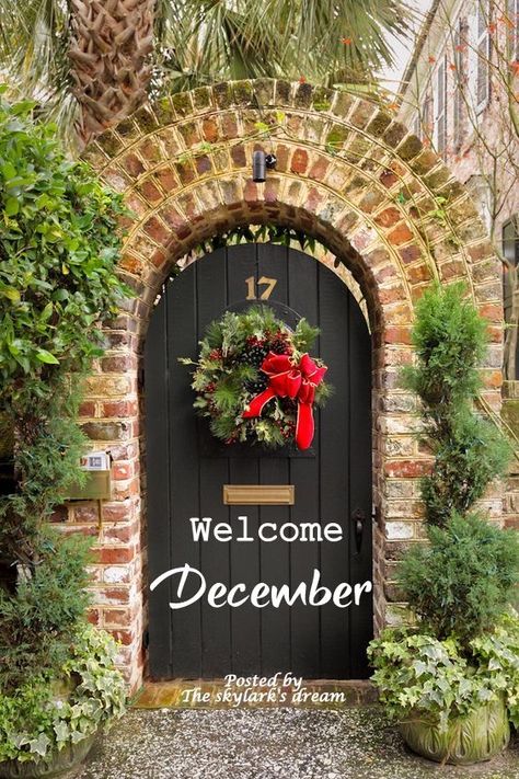 Welcome December! 🎄🌲🎄 Welcome December Images, December Welcome, Welcome To December, Welcome December, Christmas Stage, Seasons Months, Welcome Winter, Kurti Neck, Christmas Blessings