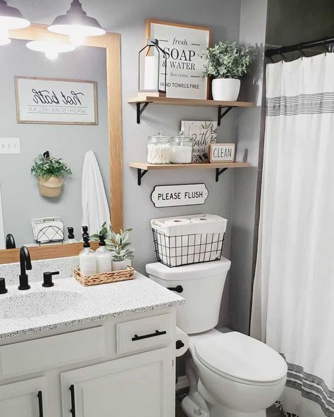 Farmhouse Guest Bathroom, Office Oasis, Toilet Room Decor, Guest Bathroom Decor, Bathroom Features, Restroom Decor, Gray Wall, Bad Inspiration, Bathroom Decor Apartment