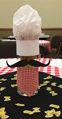 Pizza Party Centerpieces Table Decorations, Pizza Theme Centerpieces, Italian Dinner Party Ideas Decorations, Pizzeria Centerpieces, Chef Centerpiece Ideas, Taste Of Italy Party Decorations, Spaghetti Dinner Centerpieces, Pasta Centerpiece Italian Theme, Italian Decorations Table