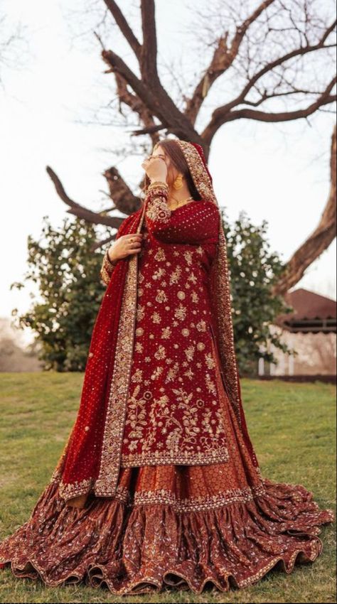 Bridle Dress, Pakistani Bridal Couture, Nikah Dress, Pakistani Bridal Makeup, Red Bridal Dress, Latest Bridal Dresses, Bridal Dresses Pakistan, Pakistani Wedding Outfits, Pakistani Fancy Dresses