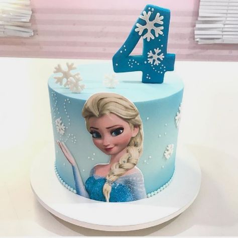 Frozen Princess Birthday Cake, Princess Elsa Cake Ideas, Princess Cake Frozen, Frozen 5th Birthday Cake, Elsa Theme Birthday Cake, Elsa Frozen Cake Ideas, Elsa Anna Birthday Cake, Frozen Cakes Ideas, Frozen Cake 3rd Birthday