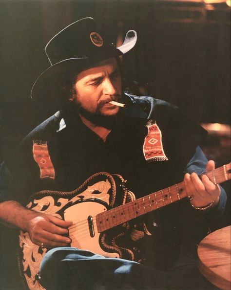 Old Country Music, Cowboy Aesthetic, Hank Williams Jr, Country Lyrics, Country Musicians, Waylon Jennings, Texas Country, Outlaw Country, Western Artist