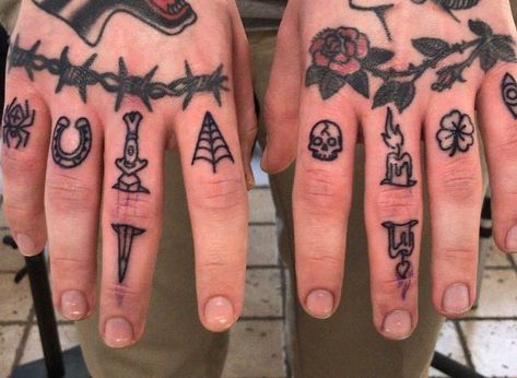 Brass Knuckle Hand Tattoo, Punk Finger Tattoos, Barbed Wire Finger Tattoo, Decorative Hand Tattoo, Nuckle Tats Men, Grunge Finger Tattoos, Traditional Knuckle Tattoos, American Traditional Finger Tattoos, Finger Tattoo Symbols