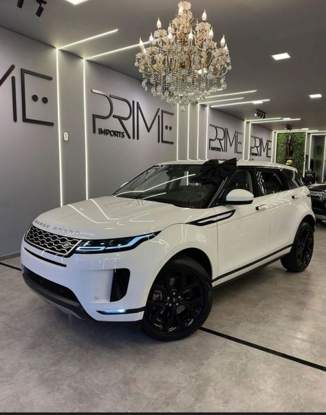 White Range Rover, Range Rover White, Dream Cars Range Rovers, Cochlear Implants, Range Rover Car, White Range, Dream Cars Mercedes, New Luxury Cars, Top Luxury Cars