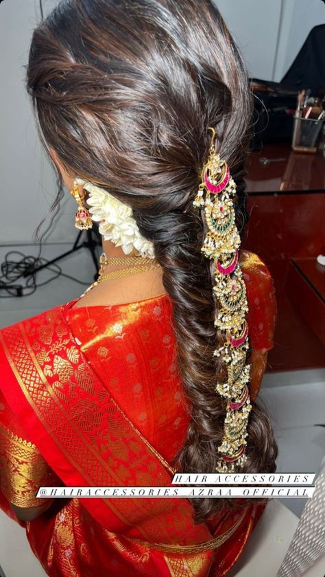 Hairstyle For Mom, Long Hair V Cut, Saree Hairstyle, Red Saree Wedding, Engagement Hair, Hairstyle Indian, Wedding Braid, Brown Saree, Messy Braid