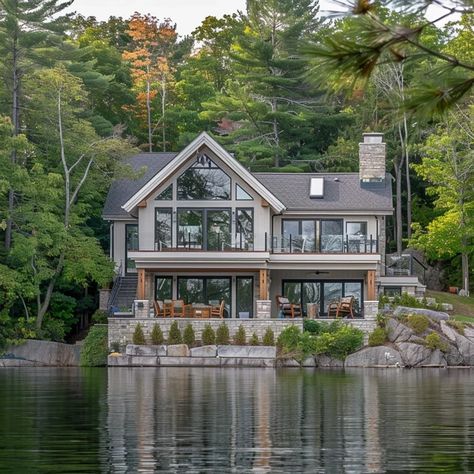 Image Cottage Lake House Exterior, Simple Lake House Plans, Lake House Yard, Farm Lake House, Lake Cabin Exterior, Lake View Homes, House By A Lake, Lake House Exterior, House On Water