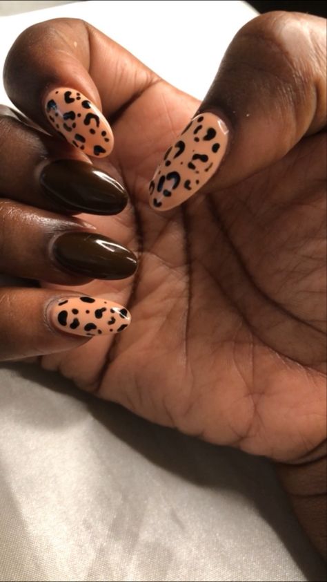 Cheetah Print Dip Nails, Nails Cheetah Print, Cheetah Nail Art, Leopard Nail Designs, Cheetah Nail Designs, Cheetah Print Nails, Animal Print Nails Art, Oc Challenge, Cheetah Nails