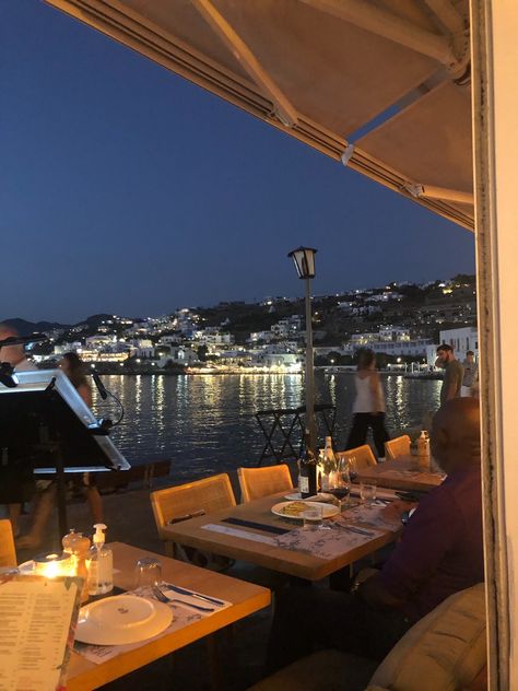 Beach Dinner Restaurant, Beach Restaurant Aesthetic, Albanian Summer, French Presentation, Beach Baddie, Romantic Dinner Ideas, Mykonos Restaurant, Barcelona Party, Madrid Aesthetic