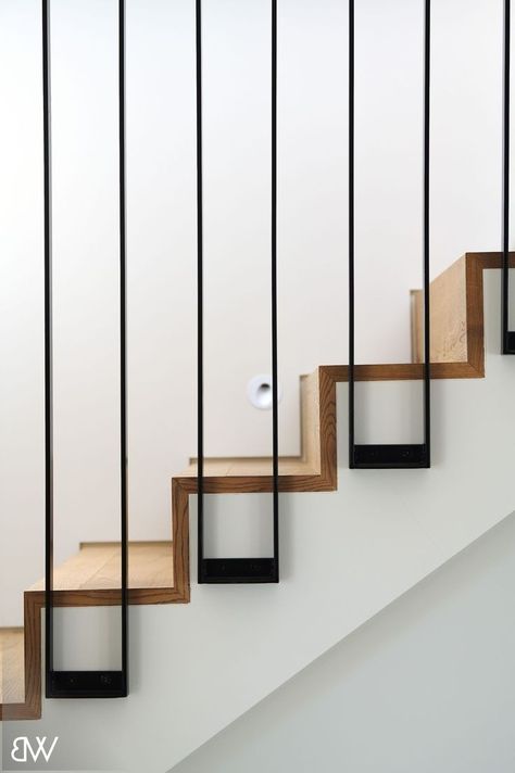 Modern Indoor Stairs, Scandinavian Staircase Design, Stairs With No Railing, Glass Staircase Railing Modern, Cool Staircases, Modern Railings For Stairs, Railing Stairs Design, Modern Handrails For Stairs, Modern Railings For Stairs Interiors