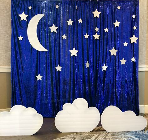 Annual Day Decoration For School, Stars Backdrop, Beautiful Beginnings, Galaxy Decor, Baby Crafts Diy, Prom Themes, Diy Room Decor Videos, Flower Machine Embroidery Designs, Gold Party Decorations