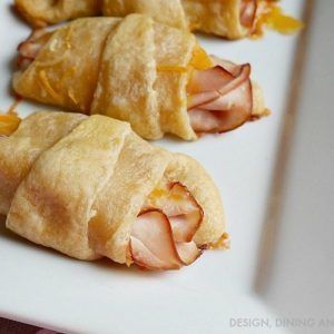 Turkey and Cheese Crescent Rolls Sausage Wraps, Crescent Roll Appetizers, Easy Snack Ideas, Cheese Crescent Rolls, Crescent Recipes, After School Snack, Kids Cooking Recipes, Crescent Roll Recipes, Breakfast Sausage