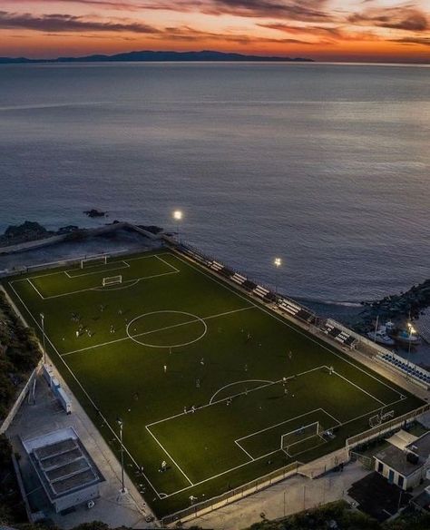 Ocean At Night, In The Middle, At Night, The Middle, Soccer Field, The Sun, Soccer, Football, Sun