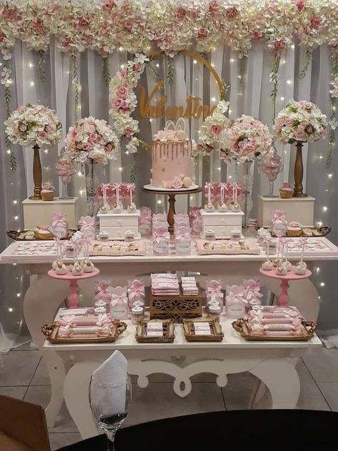 15 Party Ideas Quinceanera, Pink Quince Theme, Sweet 16 Party Planning, Quince Decor, Sweet Table Wedding, Sweet 15 Party Ideas Quinceanera, Sweet 15 Party Ideas, Quince Themes, Sweet 16 Party Decorations