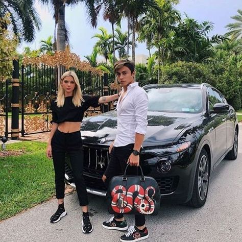 Rich Teenage Lifestyle, Rich Family Goals, Rich Family Goals Luxury, Rich Kid Aesthetic, Rich Family Affirmations, Rich Girl Lifestyle Luxury, Backyard Ecosystem, Rich Couple, Summer Thunderstorm