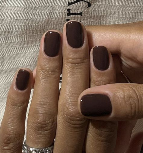 Popular Nail Colors, Brown Nail Polish, Brown Nails Design, Nail Pen, Fall Nail Trends, Subtle Nails, Nagel Tips, Smink Inspiration, Makijaż Smokey Eye