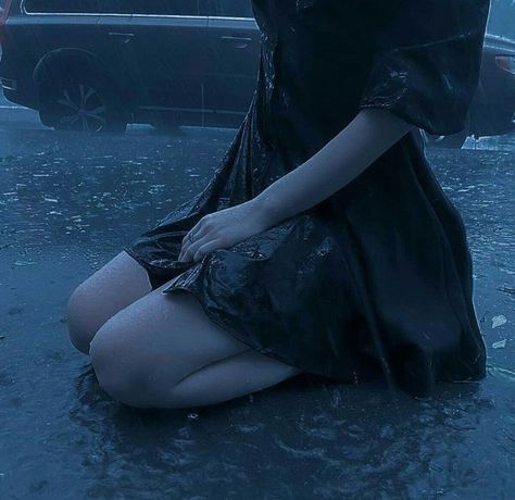 Jhin League Of Legends, Crystal Castles, Rainy Day Aesthetic, رعب نفسي, Dark Photography, Alam Yang Indah, Aesthetic Images, Aquaman, Samara