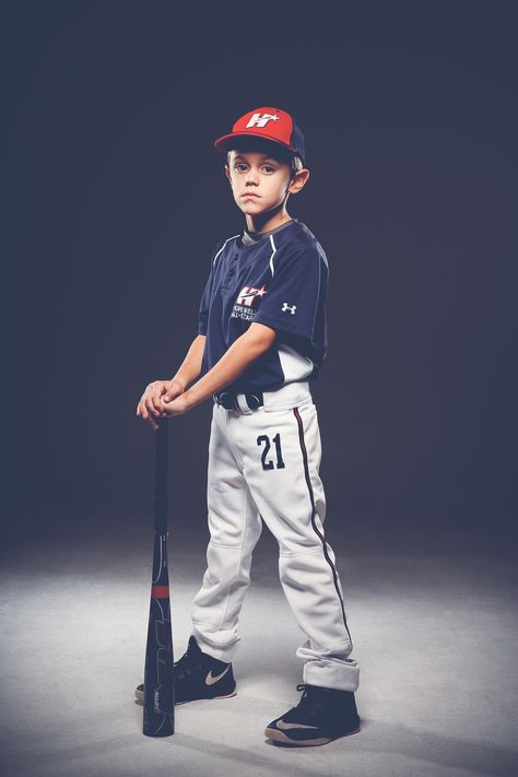 Baseball Kids Photoshoot, Individual Baseball Poses, Boys Baseball Photoshoot, T Ball Photoshoot, Baseball Individual Pictures, Youth Baseball Pictures Poses, Baseball Photoshoot Ideas Kids, Baseball Photo Poses, Baseball Poses For Pictures Boys