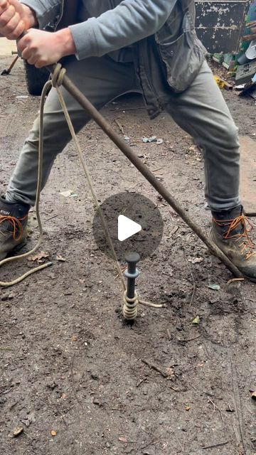 Adam Perry on Instagram: "Icicle hitch . Sometimes these ground anchor pins can be difficult to extract, especially if you’re not that strong 🤣. Works well with a bit of leverage, #knots #ropes #ropework #rigging #rig #knot #tutorial #rope #ropetutorial #leverage #skills #work #worksmarternotharder #worksmart #landscaping #construction #labour #outdoors #build #bushcraft #rural #country #technology #ancient #ancienttechnology #rescue #recovery #4x4 #offroad #offraod4x4" Ground Anchor, Survival Knots, Back Deck Decorating, Ancient Technology, Deck Decorating Ideas On A Budget, Travel Essentials For Women, Metal Art Diy, January 7, Hoco Hair Ideas