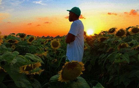 Tyler The Creator Wallpaper, Hypebeast Fashion, Flower Boy, Odd Future, Flowers Yellow, T Baby, Rap Aesthetic, Flower Boys, Tyler The Creator