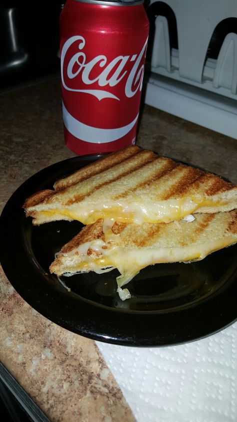 My fav Grilled Cheese Sandwich made by My Man Sandwich Pic, Sandwich Snap, Sandwich Asthetic Picture, Cheese Sandwich Snap, Breakfast Sandwich Snapchat, Grilled Sandwich Aesthetic, Aesthetic Grilled Cheese, Snap Food, Grilled Cheese Sandwich