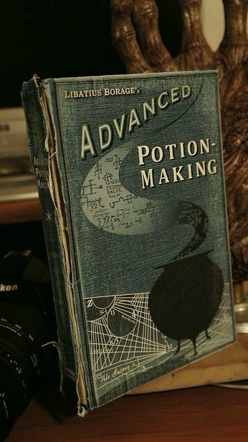 Advanced Potion Making, a textbook by Libatius Borage Harry Potter, Books