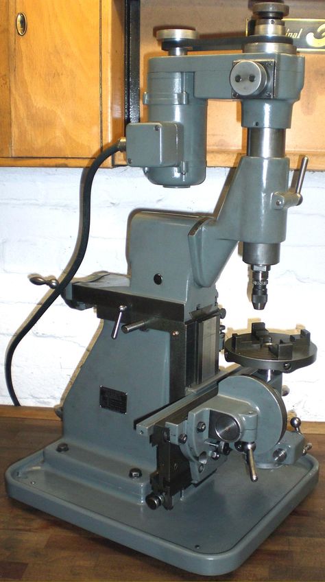 Sixis Milling Machines Sixis 101 Woodworking Projects For Beginners, Woodworking Organization, Woodworking Lathe, Woodworking Storage, Woodworking Bed, Woodworking Basics, Intarsia Woodworking, Woodworking Toys, Milling Machines