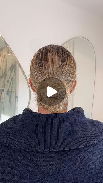 Low Bun Long Hair Simple, Easy Low Bun For Wedding Guest, Low Bun Wet Hair, Low Bun Ideas For Medium Hair, Low Bun Hairstyles For Long Thick Hair, Fast Low Bun Hairstyles, Low Bun With Donut, Secure Low Bun For Long Hair, Messy Low Bun Hairstyles Easy Tutorial