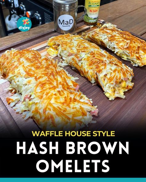 This copycat recipe is fully loaded with all of your breakfast favorites! Get the ingredients and instructions here. Omelets Recipe, Breakfast Platter, Bacon Potato, Hashbrown Recipes, Omelette Recipe, Waffle House, Egg Recipes For Breakfast, Hash Brown, Sauteed Veggies