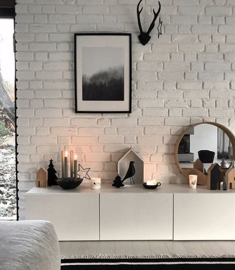 Christmas | ombiaiinterijeri Brick Wall Living Room Ideas Inspiration, White Brick Wall Interior Living Rooms, White Brick Living Room, White Brick Wall Living Room, White Brick Interior, Brick Wall Interior Living Room, White Brick Wall Interior, Brick Wall Bedroom, Brick Wall Ideas