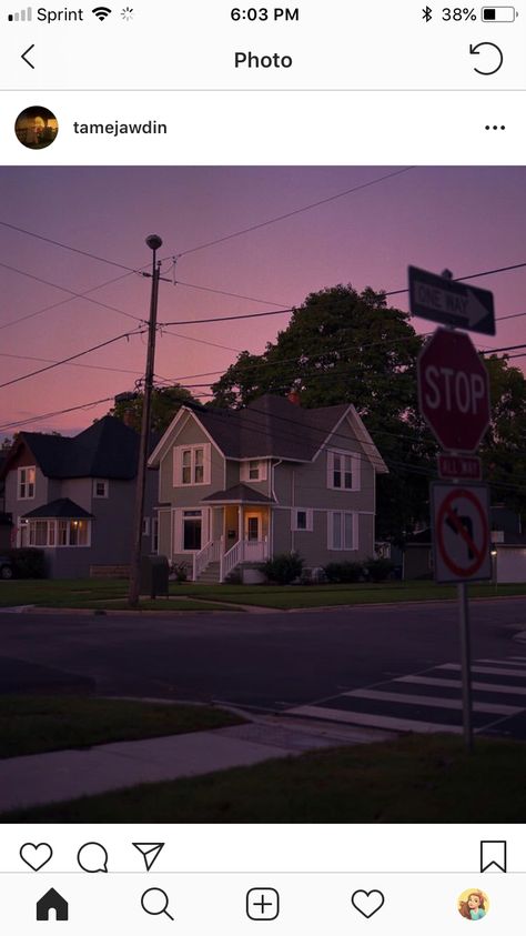 All The Bright Places, Midwest Emo, Dreamcore Weirdcore, Sun Sets, Night Aesthetic, Pretty House, American Dream, Pretty Places, Aesthetic Photo