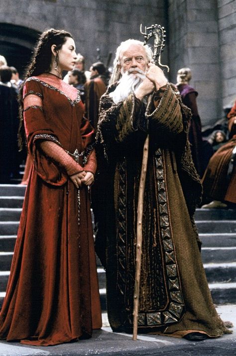 Merlin and Morgaine The Mists Of Avalon, King Arthur Merlin, Morgana Le Fay, Mists Of Avalon, Morgan Le Fay, Arthurian Legend, Medieval Costume, Costume Drama, Medieval Clothing