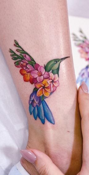 Hummingbird Tattoo Watercolor, Tattoos Birds, Hummingbird Flower Tattoos, Bird Tattoos Arm, Red Bird Tattoos, Tiny Bird Tattoos, Bird Tattoos For Women, Drawing Bird, Tattoo Bird