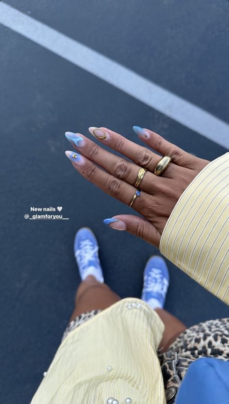 Euro Nails Summer, Blue Mismatched Nails, Rihanna Nails Designs, Tate Mcrae Nails Ideas, California Nails Ideas, Tequila Sunrise Nails, Funky Nail Ideas Fun, Coastal Cowgirl Nails, Simple Ocean Nails