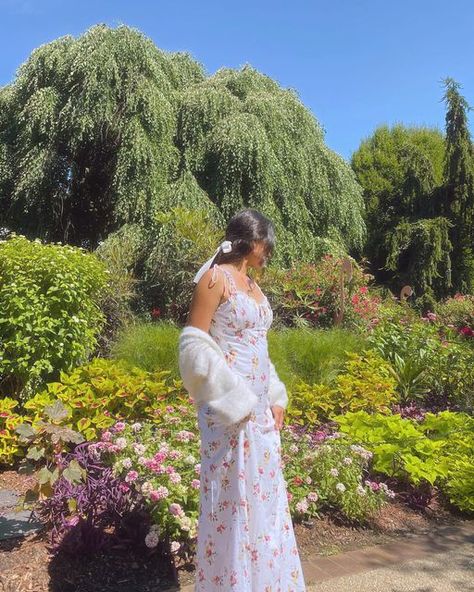 𝓂𝒶𝒽𝓈𝒶 on Instagram: "This is your sign to go strolling in the garden 🌸 Dress: @rihoas_official (gifted) (use code “Mahsa” for discount) 🏷cottagecore, gardencore, dreamy aesthetic, angelcore, summer outfit inspo, maxi dress, floral dress, modern romance, romantic look, girly fashion, soft aesthetic, outfit details, princess vibes, girly style, feminine fashion, neutral aesthetic, white outfit, parisian vibes, aesthetic outfit, spring aesthetic, elegant fits, Pinterest aesthetic #rihoas #in Bright Feminine Aesthetic, Garden Aesthetic Outfit, Gardencore Aesthetic, Ethereal Aesthetic Outfits, Floral Dress Aesthetic, Girly Aesthetic Outfit, Elegant Feminine Outfits, Aesthetic Angelcore, Soft Feminine Style