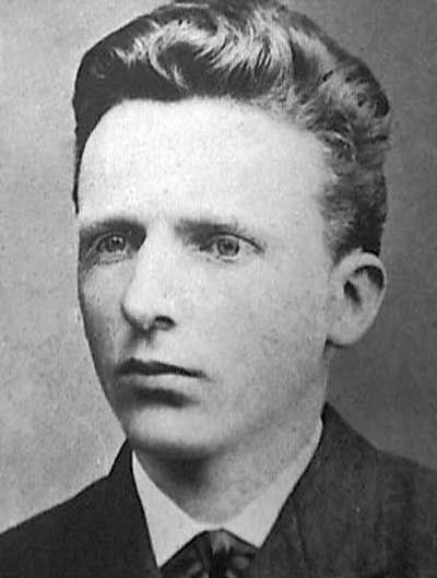 Young Vincent van Gogh, painter. Theo Van Gogh, Artist Van Gogh, Arte Van Gogh, Georges Seurat, Van Gogh Museum, Art Van, Van Gogh Paintings, Van Gogh Art, Historical Images