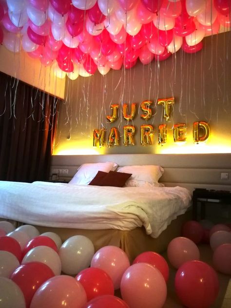 Helium Balloons Decoration Service 1st Night Room Decoration, Wedding 1st Night Room Decoration, Night Room Decoration, 25th Wedding Anniversary Decorations, First Wedding Night, Wedding Night Room Decorations, Night Room, Romantic Room Decoration, Flower Room Decor